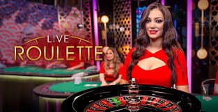Pengguna bermain sport dan casino dengan perangkat mobile modern tanpa gangguan